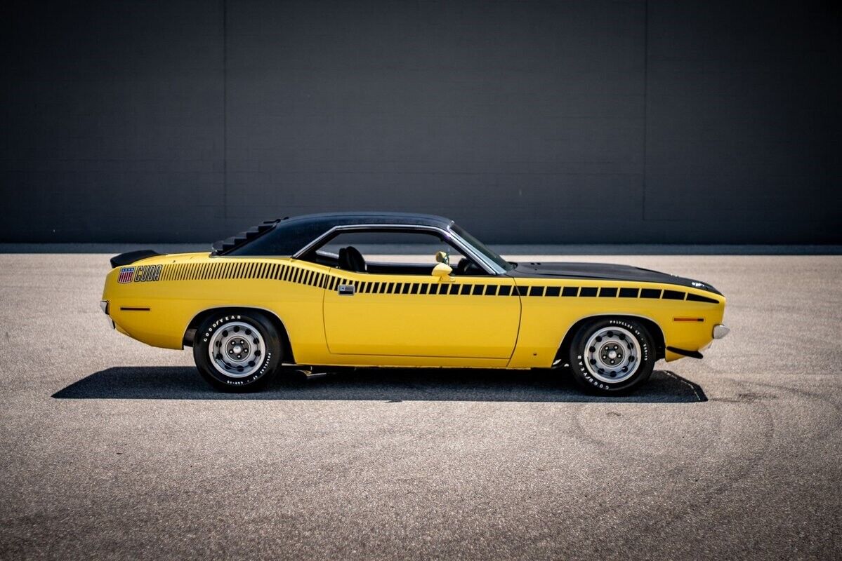 Plymouth-AAR-Cuda-1970-2