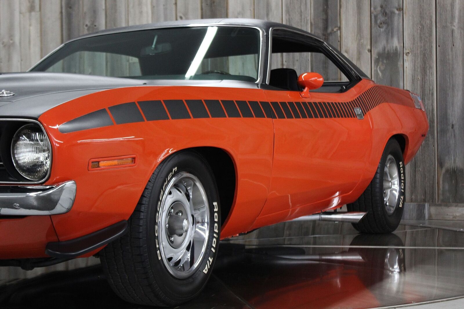 Plymouth-AAR-Cuda-1970-9