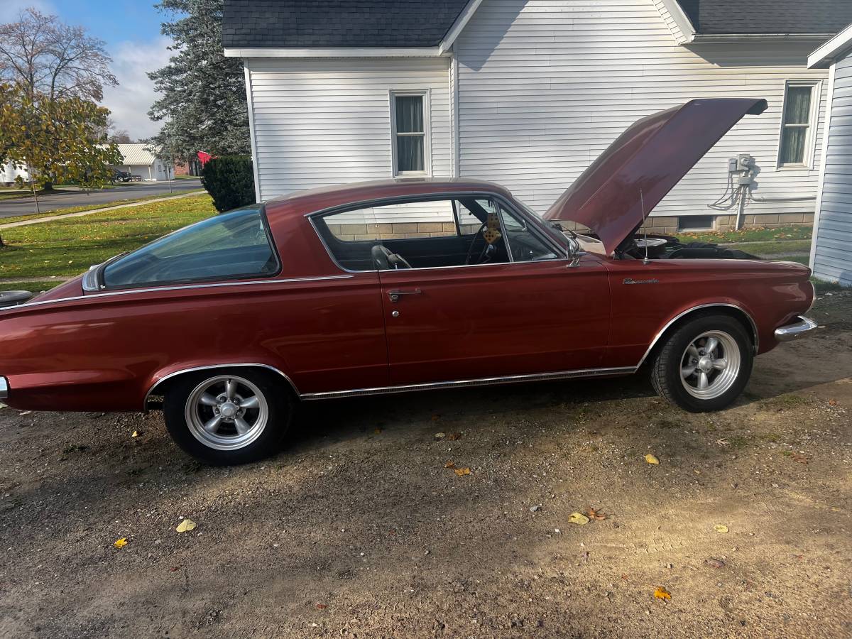 Plymouth-Barracuda-1965-1