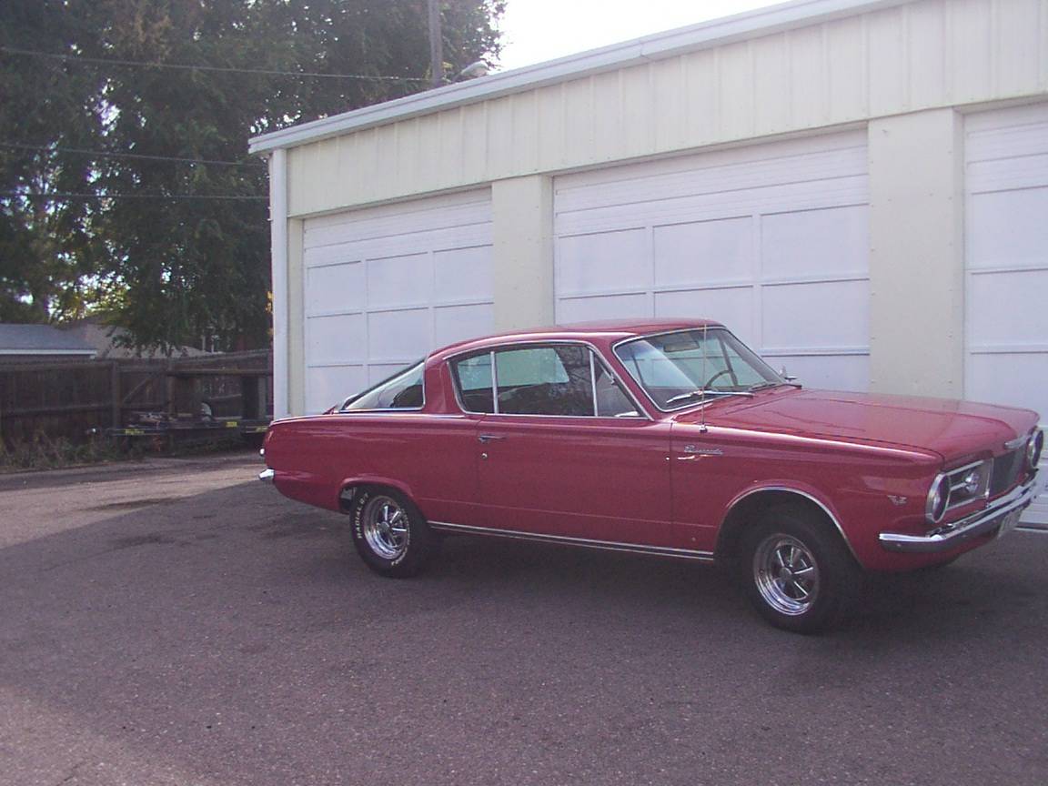 Plymouth-Barracuda-1965-3