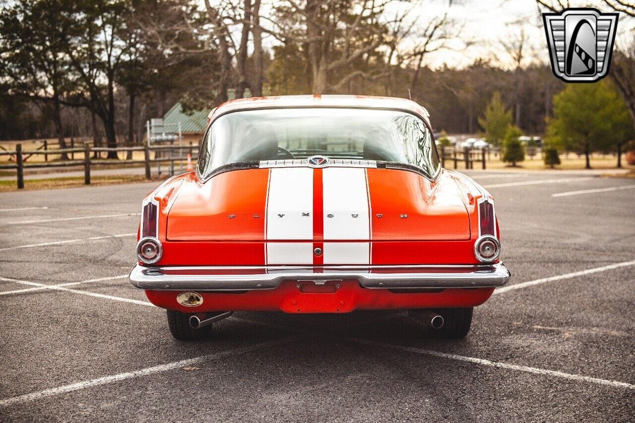 Plymouth-Barracuda-1965-5