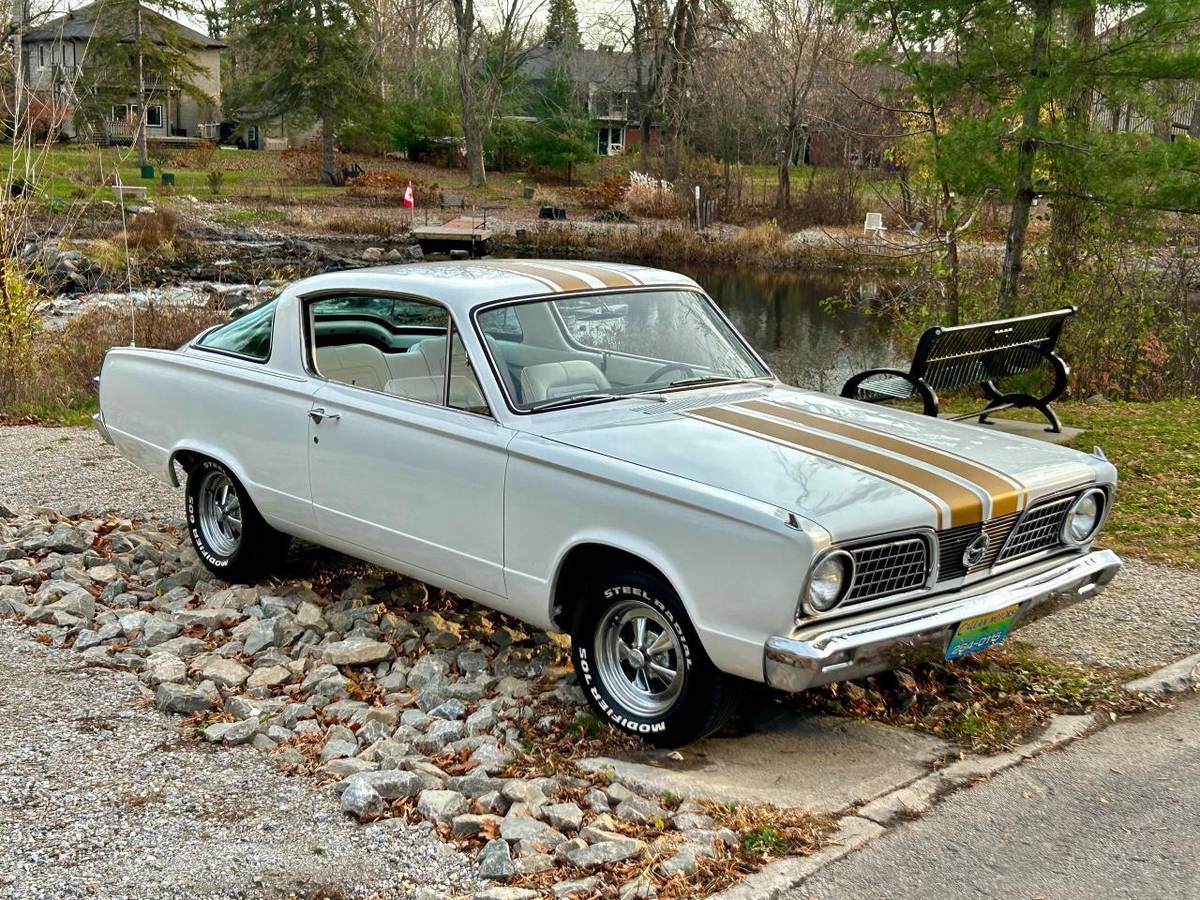 Plymouth-Barracuda-1966-21