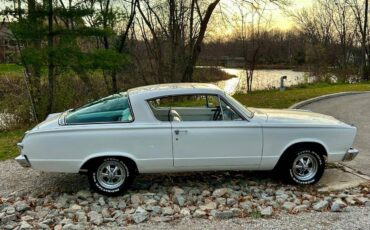 Plymouth-Barracuda-1966-22