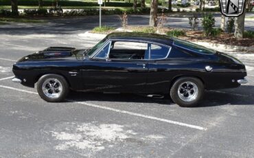 Plymouth-Barracuda-1968-10