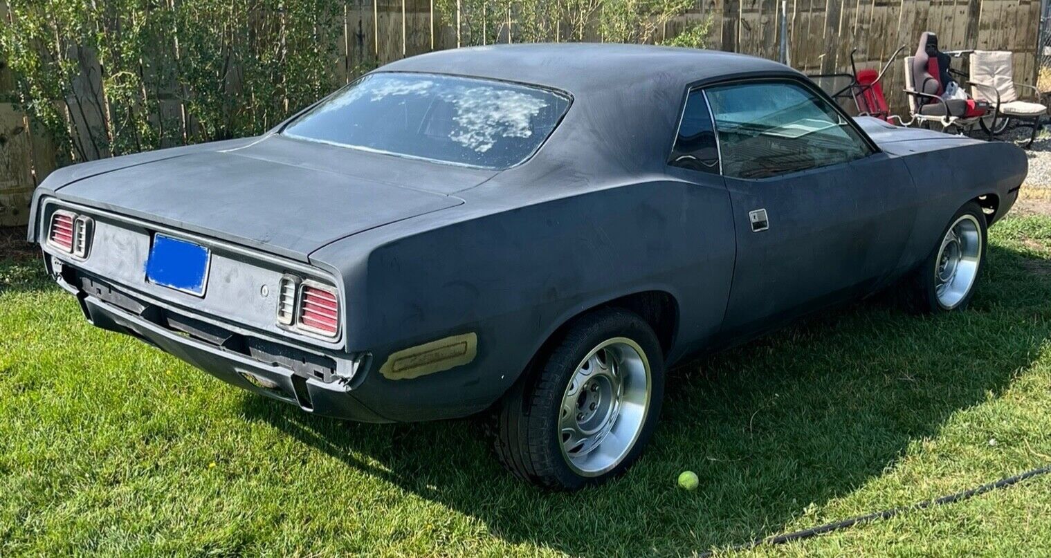 Plymouth-Barracuda-1971-21