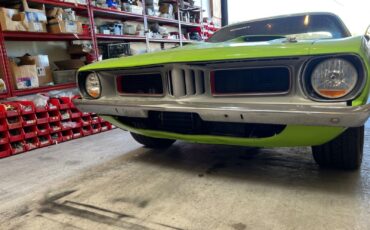 Plymouth-Barracuda-1972-5