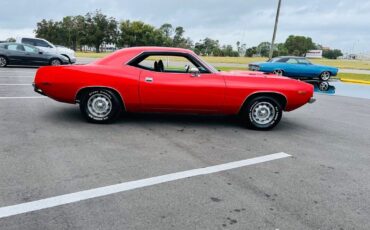 Plymouth-Barracuda-1973-1