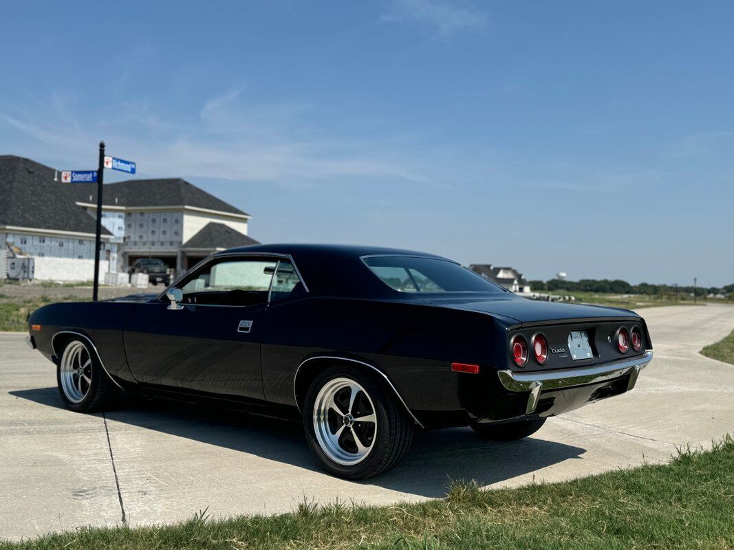 Plymouth-Barracuda-1973-16