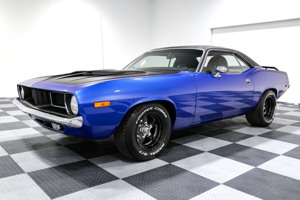 Plymouth-Barracuda-1973-2