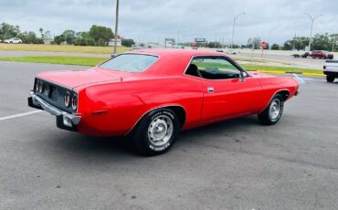 Plymouth-Barracuda-1973-2