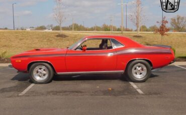 Plymouth-Barracuda-1973-2