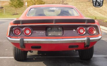 Plymouth-Barracuda-1973-4