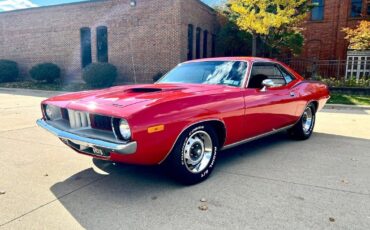 Plymouth Barracuda  year1}