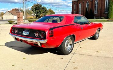 Plymouth-Barracuda-1974-4