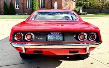 Plymouth-Barracuda-1974-5