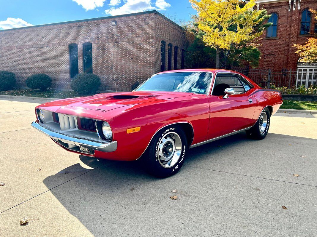 Plymouth Barracuda  year1}