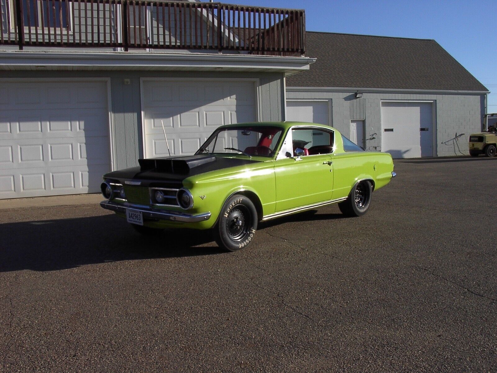 Plymouth-Barracuda-Coupe-1965-13