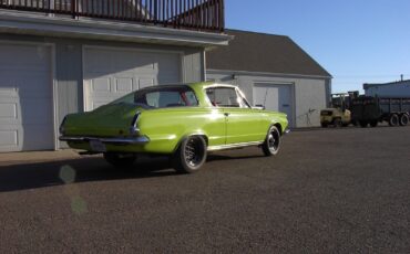 Plymouth-Barracuda-Coupe-1965-3