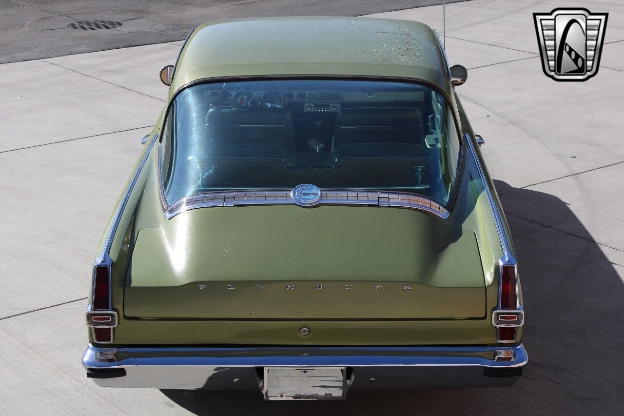 Plymouth-Barracuda-Coupe-1966-11