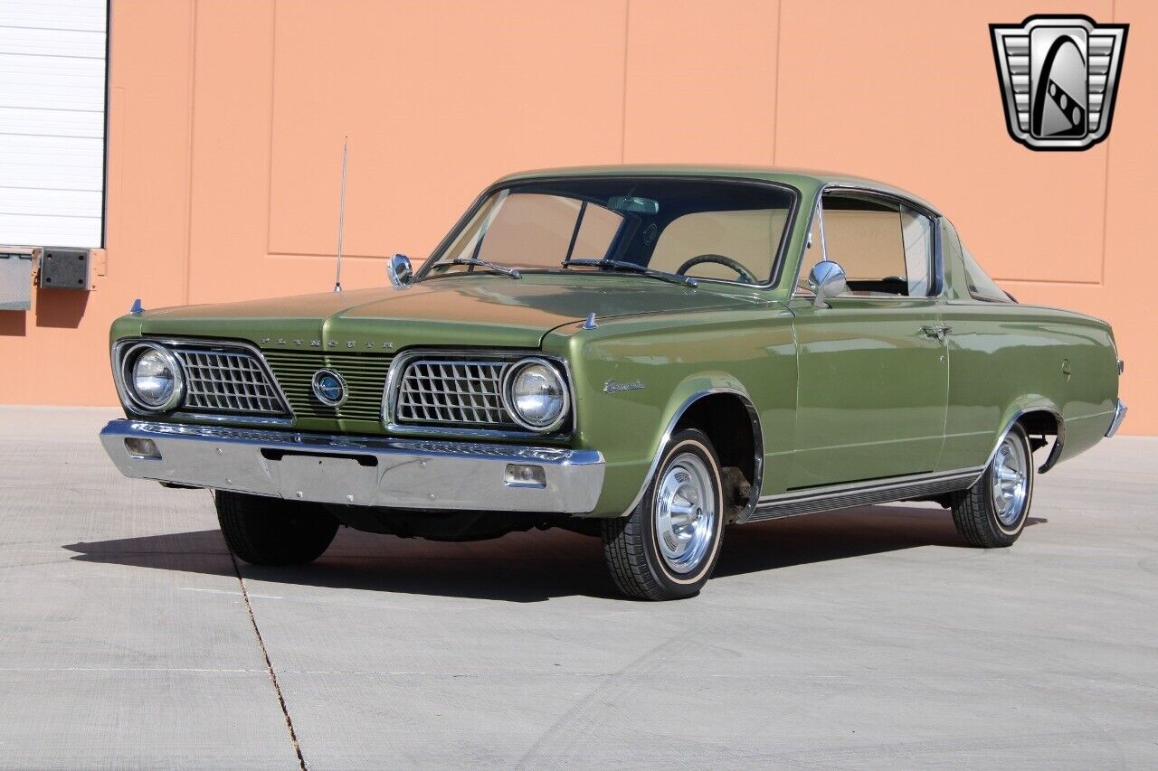 Plymouth-Barracuda-Coupe-1966-4