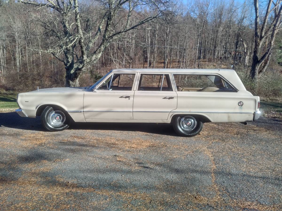 Plymouth-Belvedere-1966-4