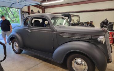 Plymouth-Coupe-1937-2