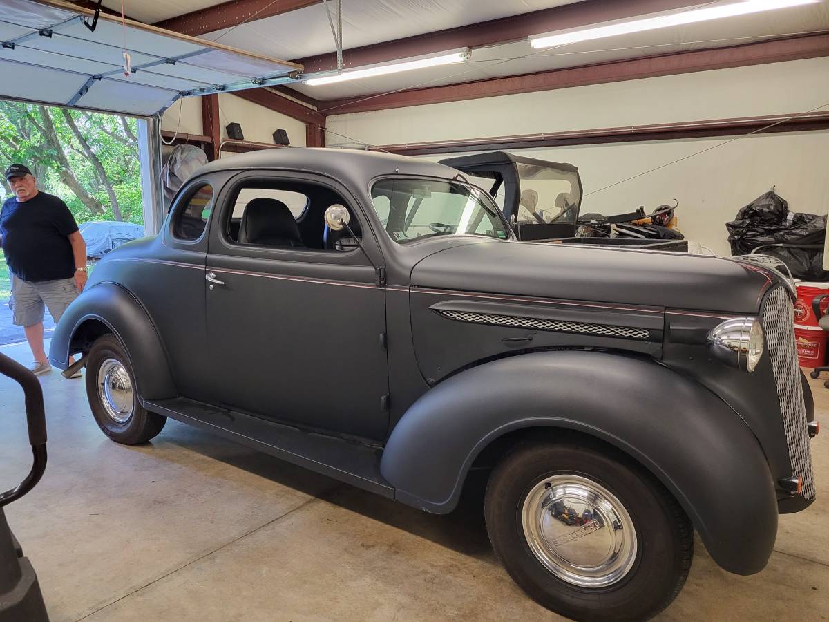 Plymouth-Coupe-1937-2