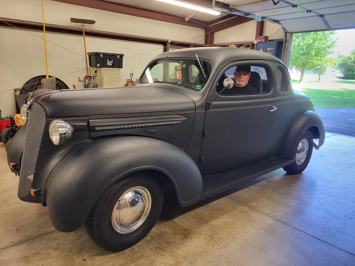 Plymouth-Coupe-1937-3