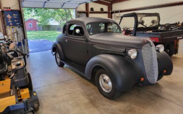 Plymouth-Coupe-1937