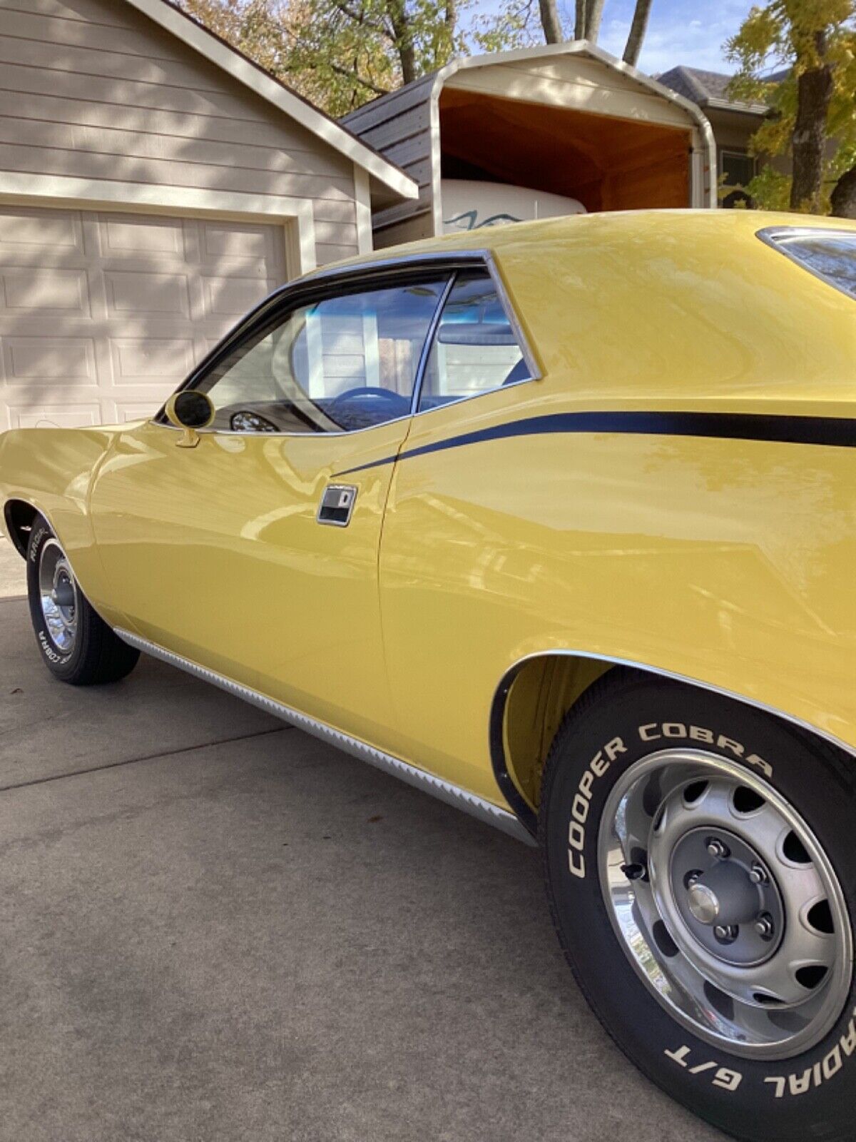 Plymouth-Cuda-1970-2