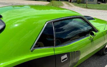 Plymouth-Cuda-1971-25