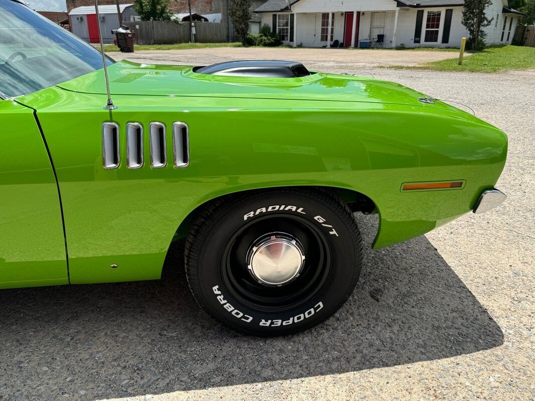 Plymouth-Cuda-1971-33