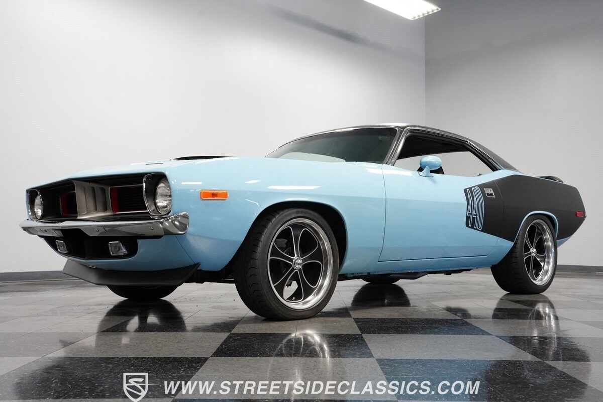 Plymouth-Cuda-1972-21