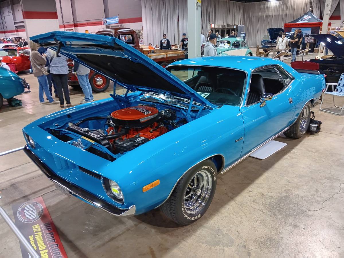 Plymouth-Cuda-1972-8