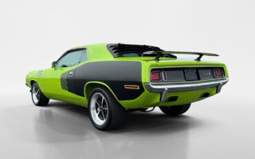 Plymouth-Cuda-1973-4