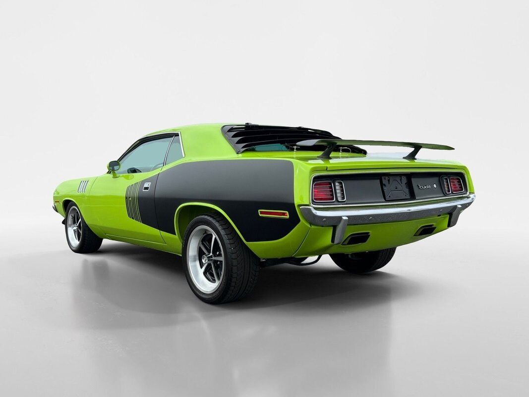 Plymouth-Cuda-1973-4