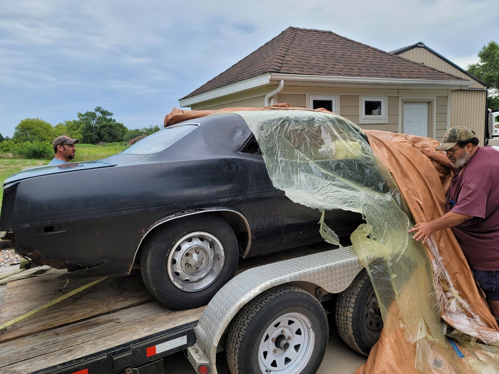 Plymouth-Cuda-1973-5