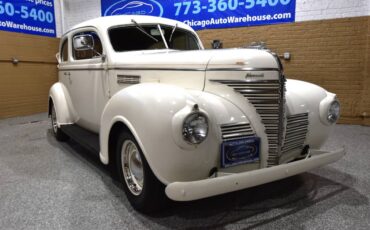 Plymouth-Deluxe-1939-1