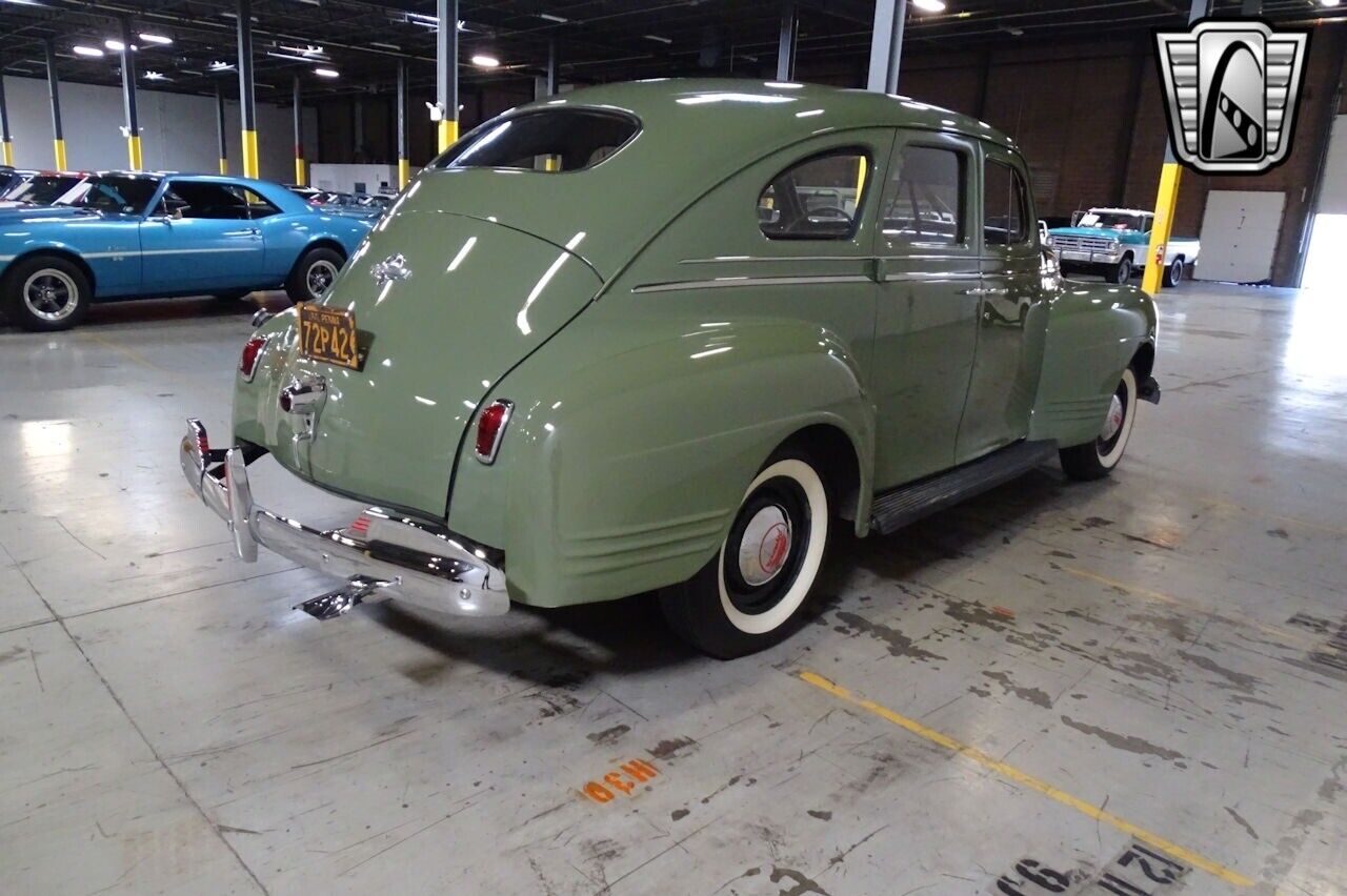 Plymouth-Deluxe-1941-5