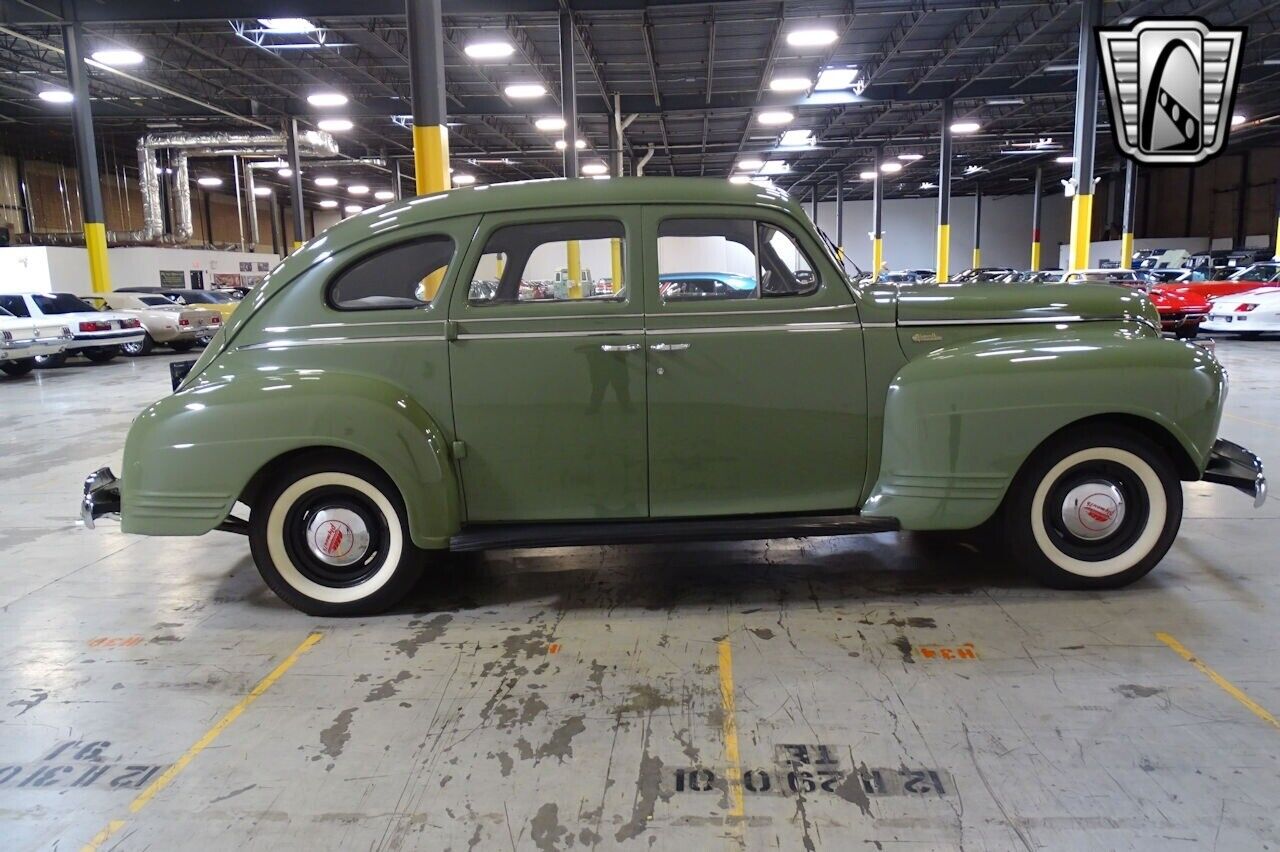 Plymouth-Deluxe-1941-6