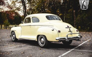 Plymouth-Deluxe-1948-4