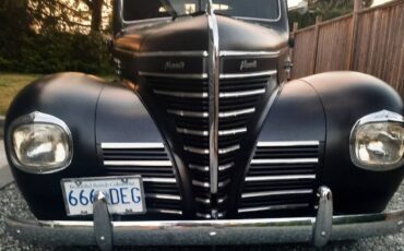 Plymouth-Deluxe-coupe-1939-1