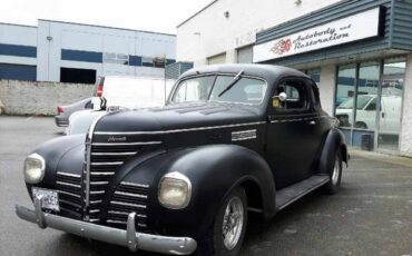 Plymouth-Deluxe-coupe-1939