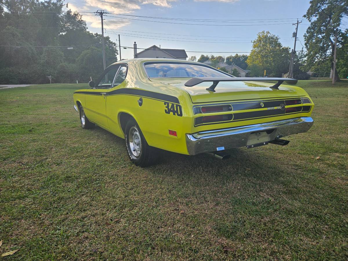 Plymouth-Duster-1971-1