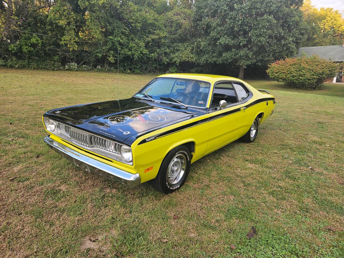 Plymouth-Duster-1971-4