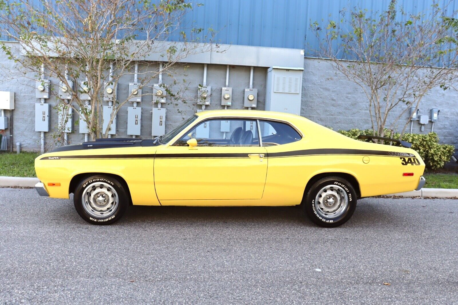 Plymouth-Duster-1972-1