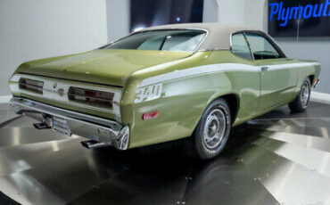 Plymouth-Duster-1972-15