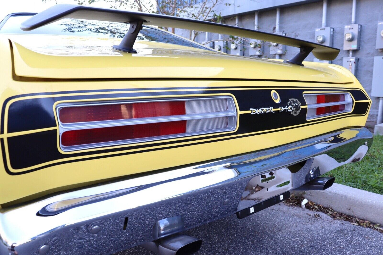 Plymouth-Duster-1972-18