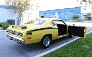 Plymouth-Duster-1972-26