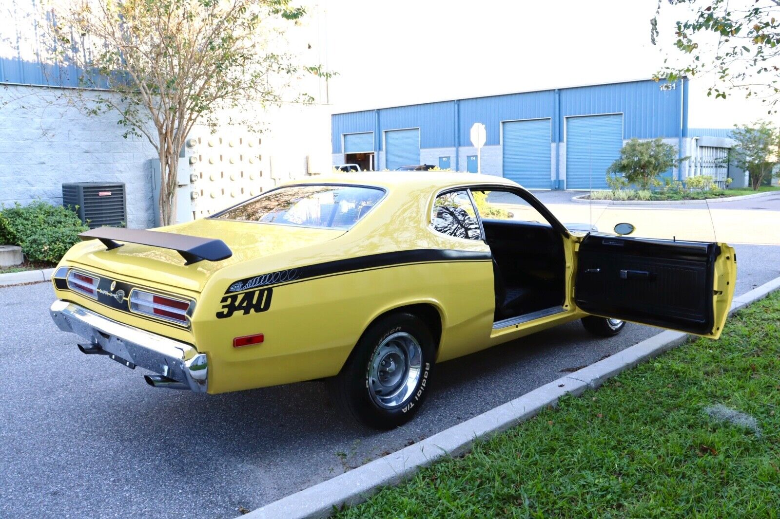 Plymouth-Duster-1972-26